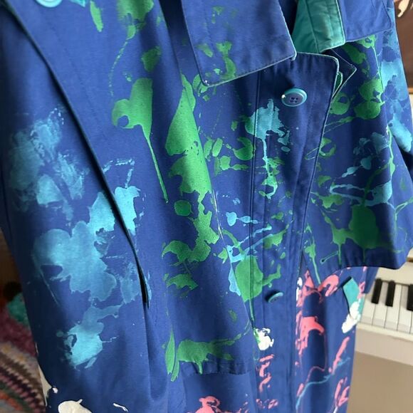 Vintage London Towne Navy Painted Trench with Pink and Green Accents 10M - Picture 4 of 15